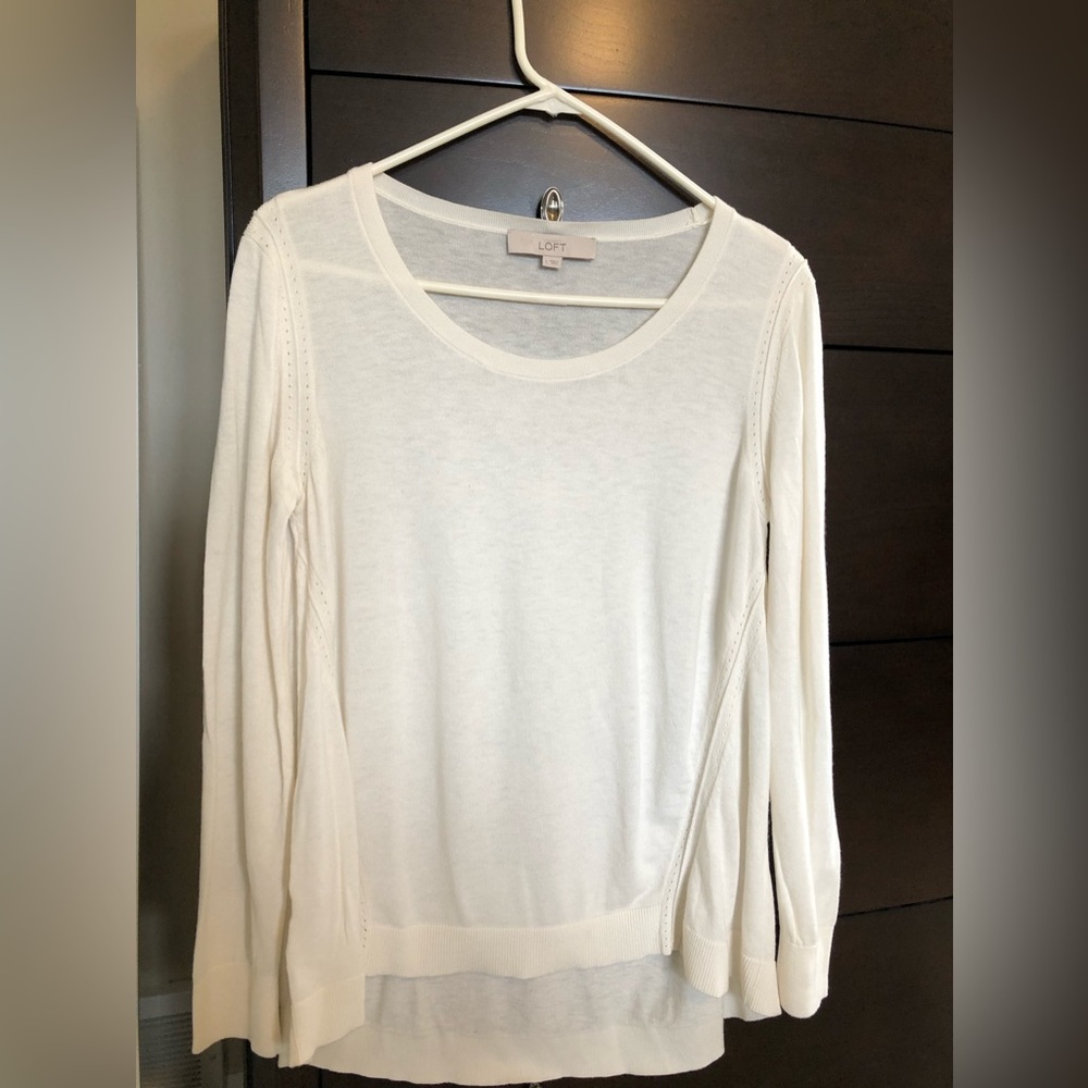 Women’s LOFT Off white sweater, size L